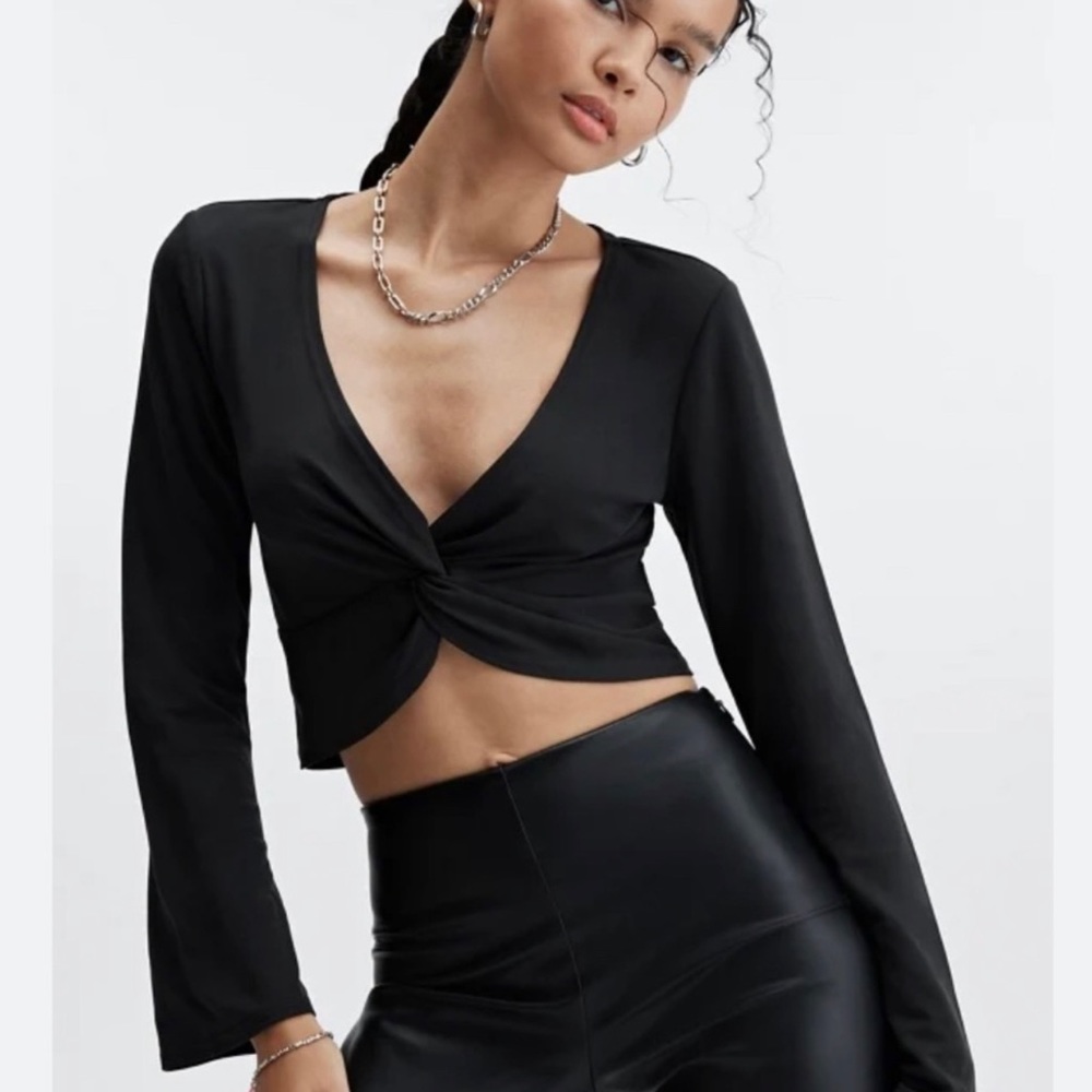 Fabletics Twist Long Sleeve - image 1